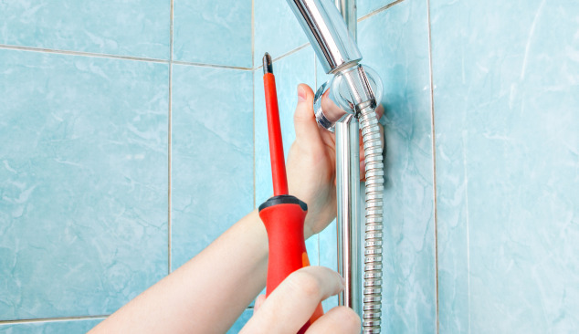 Hur byter man duscharm?