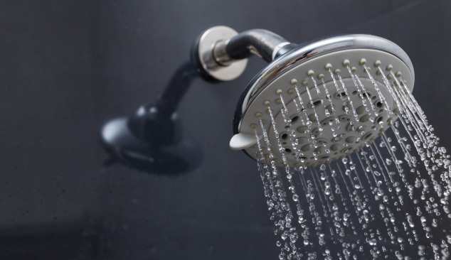 Inbyggda badkar- och duschblandare i ditt badrum