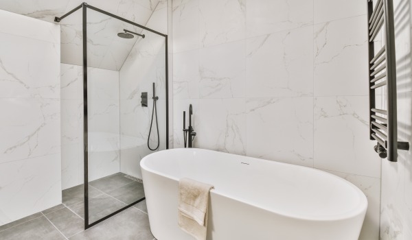 Plattor 60x60 cm - hur man installerar korrekt och vilken fogbredd man ska välja för 60x60 cm porslinsplattor