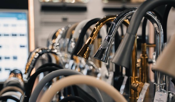 Vi öppnar ett nytt showroom i Katowice — upplev badrumsutrustningen live!
