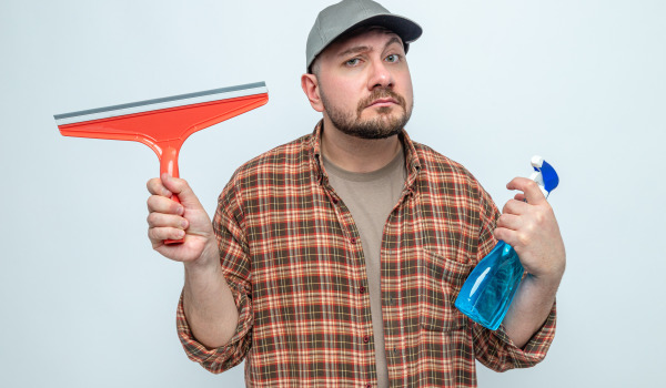 Snabb städning med en vattenskrapa