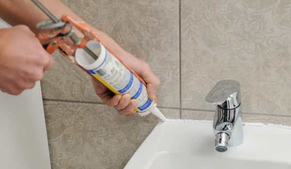 Hur monterar man en bidé?