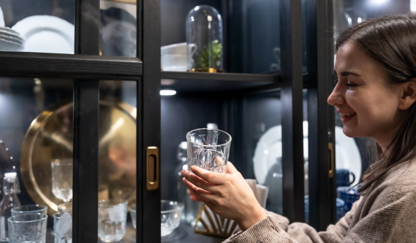 Vitrinskåp - en ovanlig möbel i köket