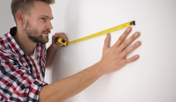 Hur man beräknar antalet plattor för en vägg?